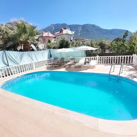 Villa Erya-1 *